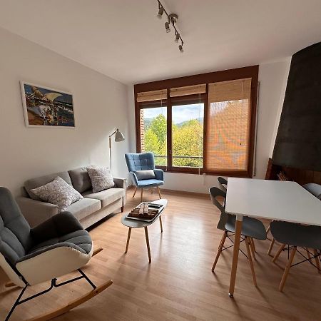 El Bressol De La Muntanya Apartment Рипол Екстериор снимка