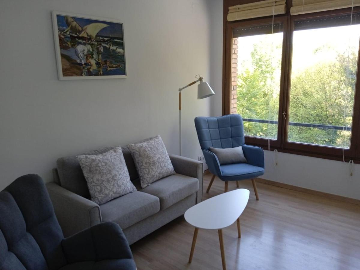 El Bressol De La Muntanya Apartment Рипол Екстериор снимка