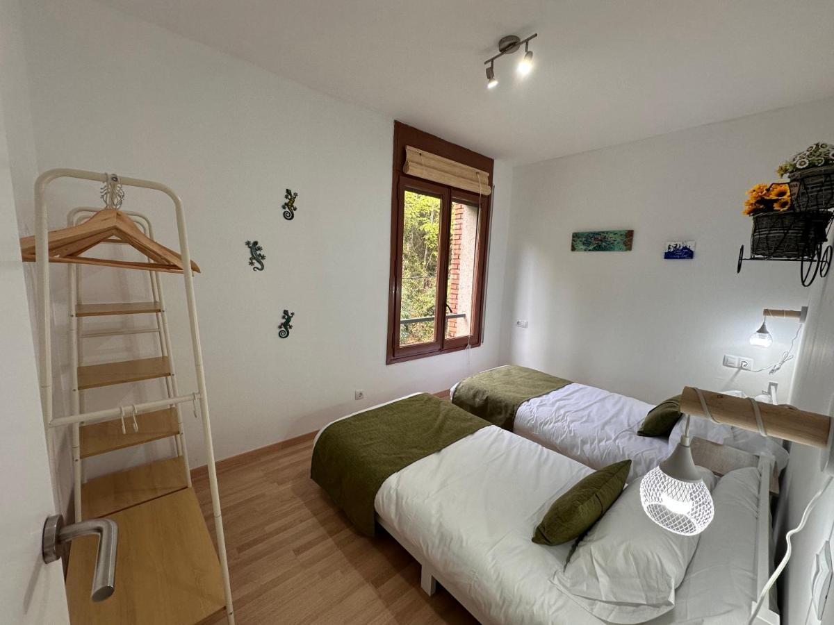 El Bressol De La Muntanya Apartment Рипол Екстериор снимка